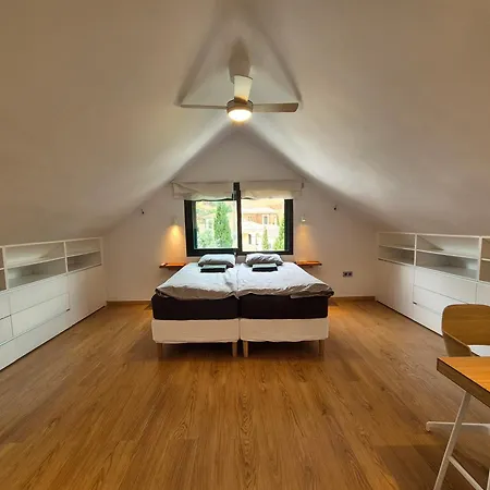 Luxury By The Holiday home