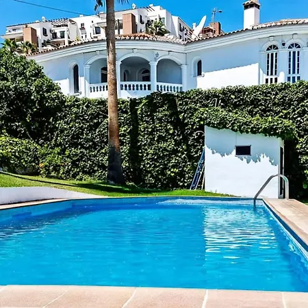 Holiday home Luxury By The Benalmadena